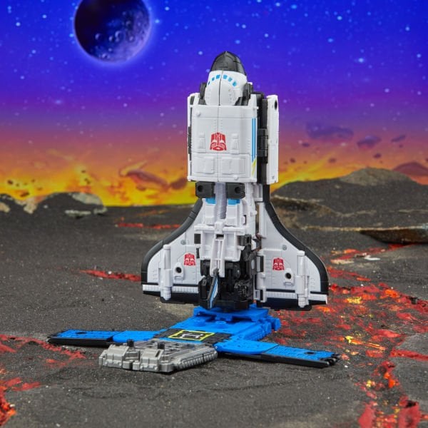 Transformers: Legacy United Leader Class Galaxy Shuttle Aksiyon Figürü