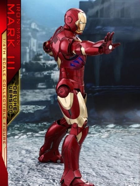 Iron Man - Iron Man Mark III (Deluxe Version) 1/4 Scale Koleksiyon Figürü