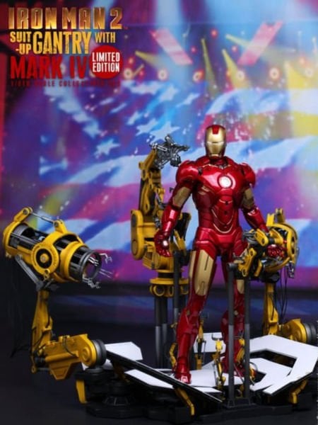 Iron Man 2 - Suit-Up Gantry with Iron Man Mark IV 1/6 Scale Limited Edition Koleksiyon Figür Seti