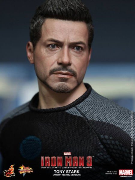 Iron Man 3 - Tony Stark (Armor Testing Version) 1/6 Scale Limited Edition Koleksiyon Figürü