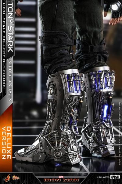 Iron Man - Tony Stark (Mech Test Version) Deluxe 1:6 Scale Collectible Figure