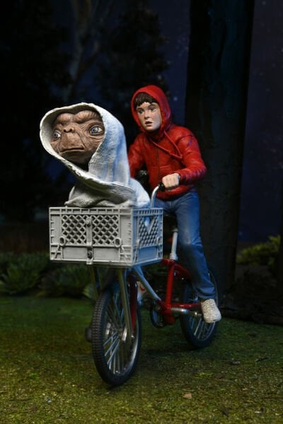 E.T. 40th Anniversary - Elliot & E.T. on Bicycle Diaroma Heykel