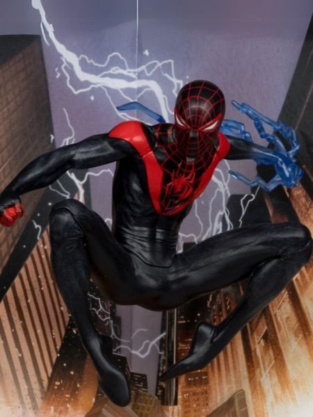 Marvel Comics - Spider-Man (Miles Morales: Spider-Man #1) 1/10 Scale Heykel