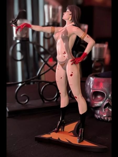 Vampirella Crimson Blood by Jose Gonzalez 50th Anniversary (B&W Variant) Limited Edition Heykel