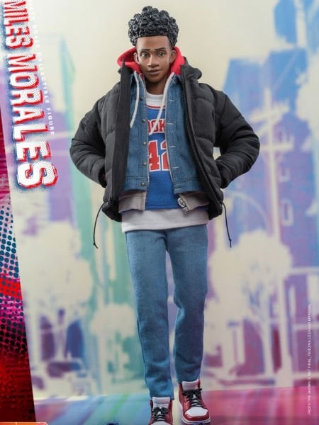 Spider-Man: Across the Spider-Verse - Miles Morales 1/6 Scale Koleksiyon Figürü