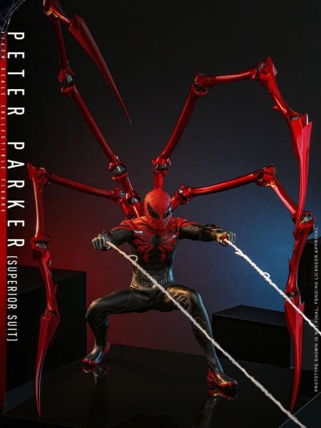 Spider-Man 2 Video Game - Peter Parker (Superior Suit) 1/6 Scale Koleksiyon Figürü