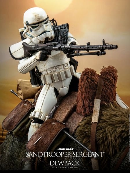 Star Wars: A New Hope - Sandtrooper Sergeant & Dewback 1/6 Scale Koleksiyon Figür Seti