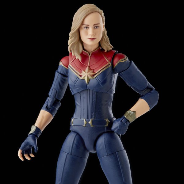 The Marvels - Marvel Legends Captain Marvel (Totally Awesome Hulk BAF)