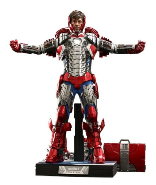 Iron Man 2 - Tony Stark (Mark V Suit Up Ver.) Deluxe 1/6th Scale Collectible Figure