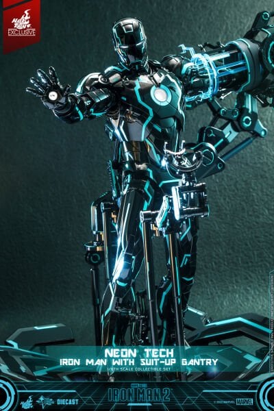 Iron Man 2 - Neon Tech Iron Man with Suit-up Gantry Diecast 1/6 Scale Koleksiyon Figür Seti
