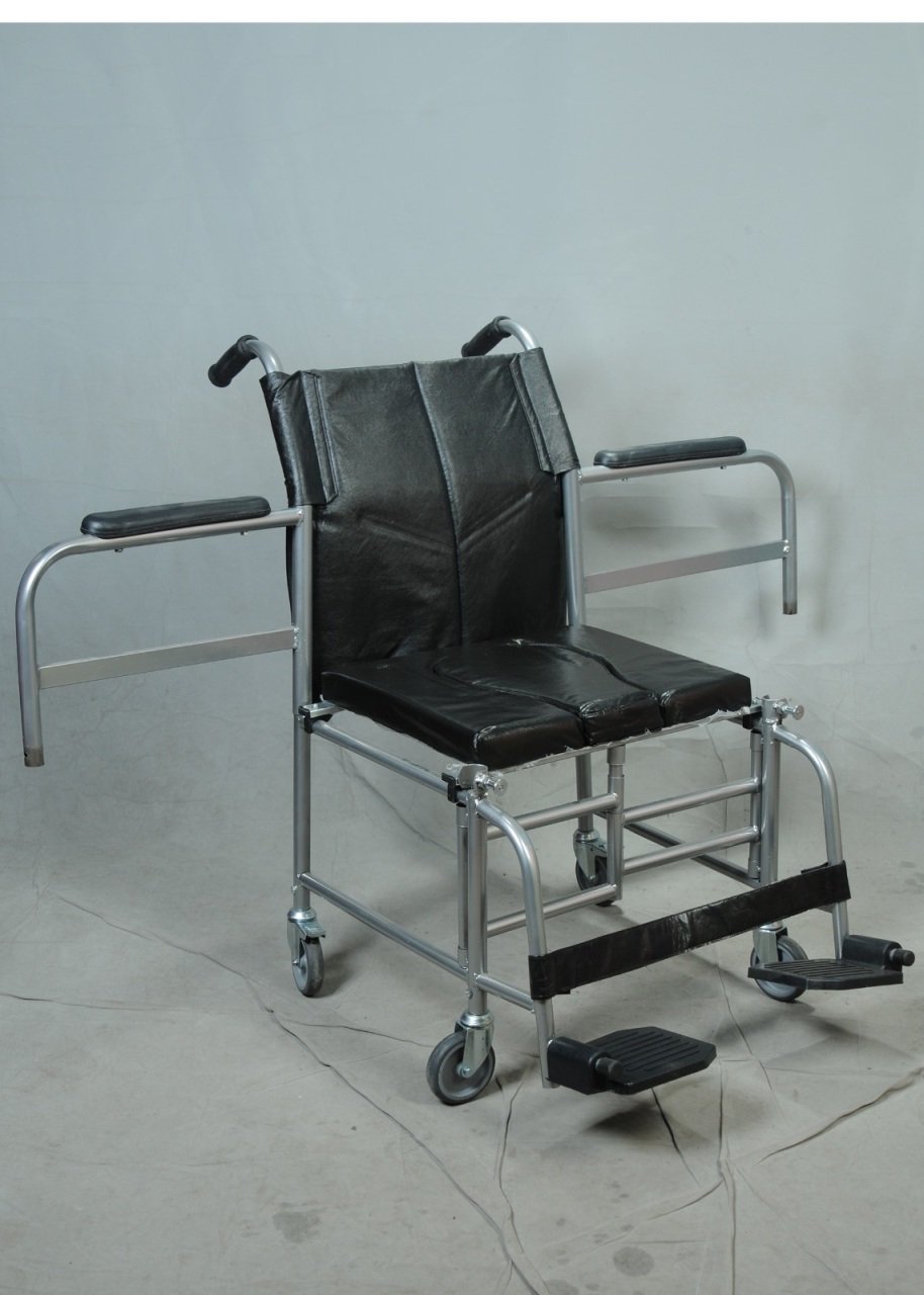 Katlanır Yan Kolları Çıkan Hasta Tuvaleti